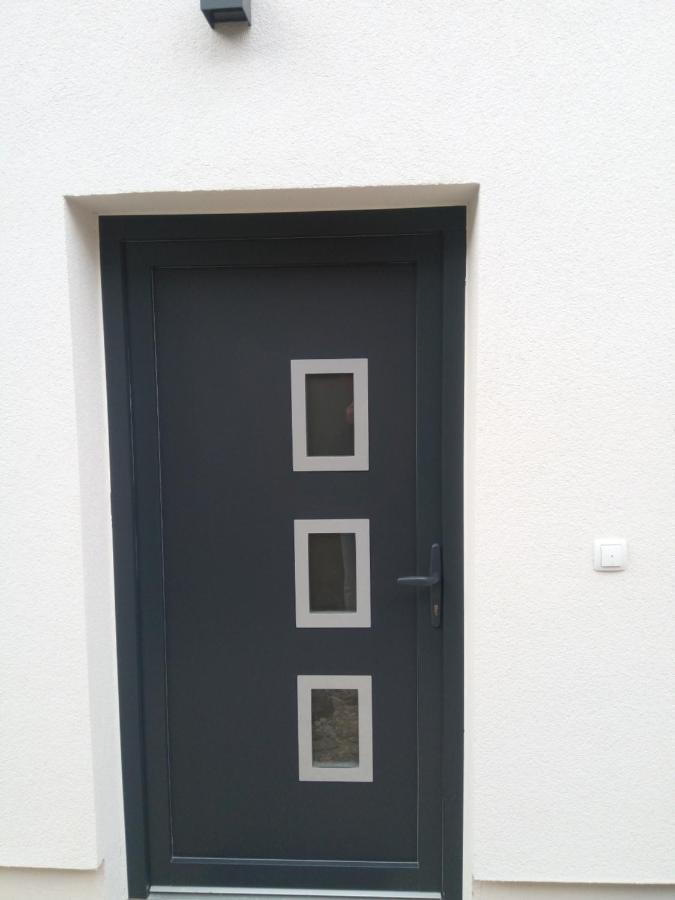 Apartman Vidovic ลิฟโน ภายนอก รูปภาพ